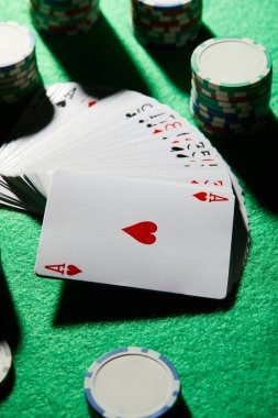 dluna4d app home screen showing live casino tables and balance display