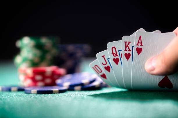 Dadu Online live dealer streaming on dluna4d mobile showing dice throw and result